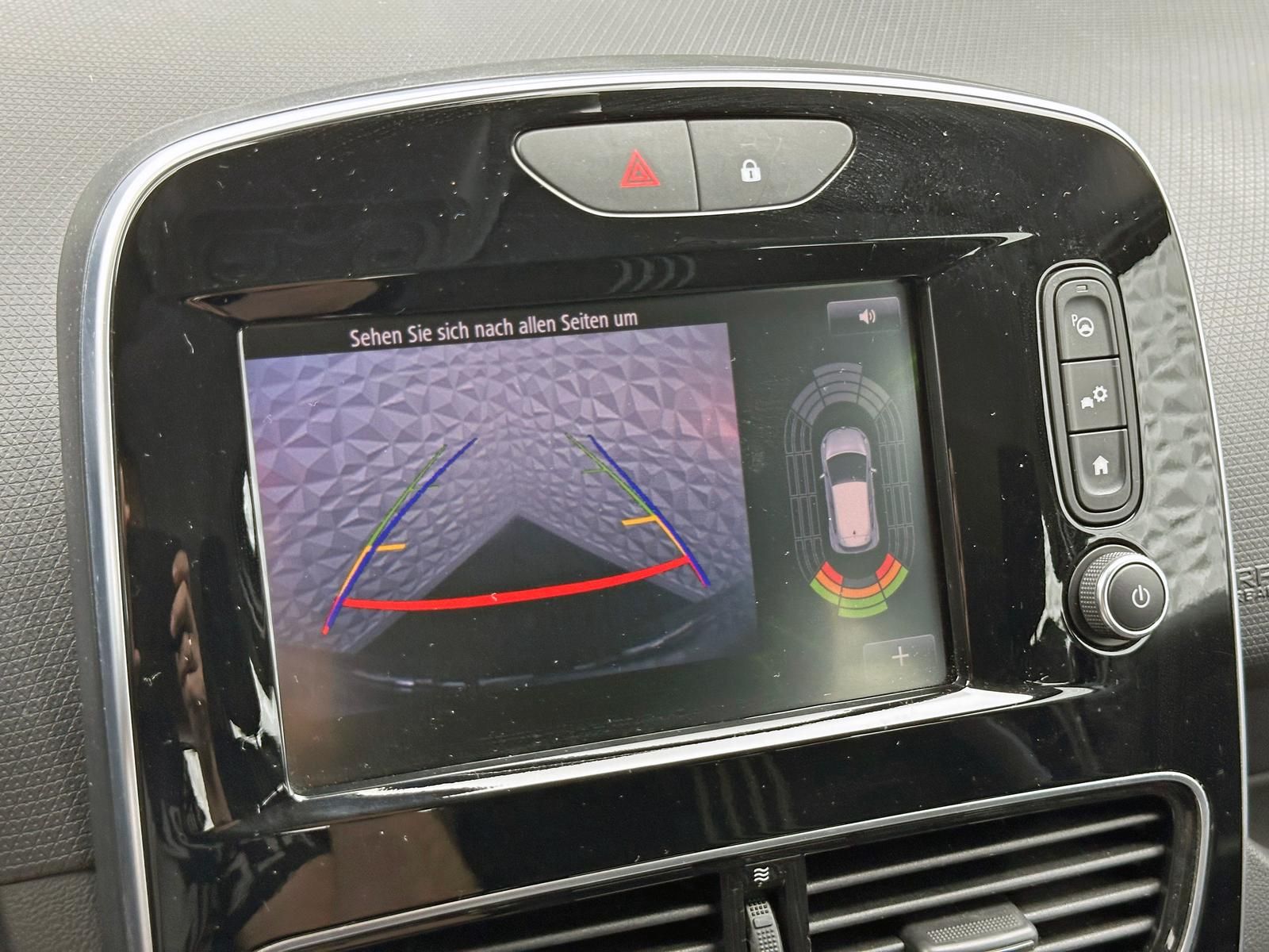 Fahrzeugabbildung Renault CLIO TCE 90 GT-LINE/BLACK-EDITION/R-CAM/NAVI/PDC