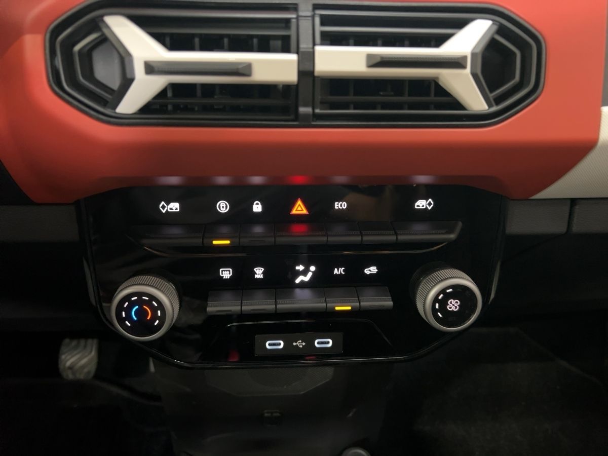 Dacia Spring - Bild 15