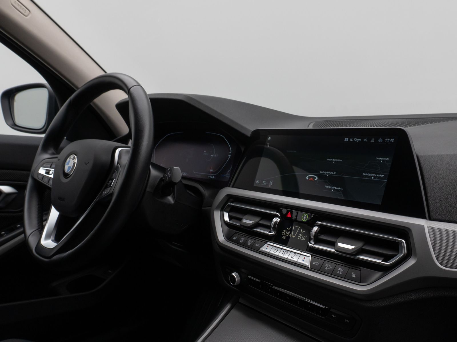 Fahrzeugabbildung BMW 320d xD DAB CockPitPro Geschwindigkeitsreg AHK