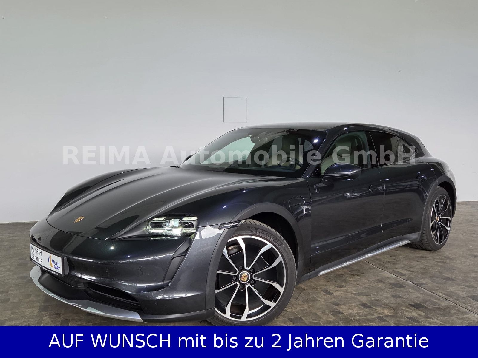 Fahrzeugabbildung Porsche Taycan Cross Turismo 4, Pano, 93KWH, SOH 93,7%