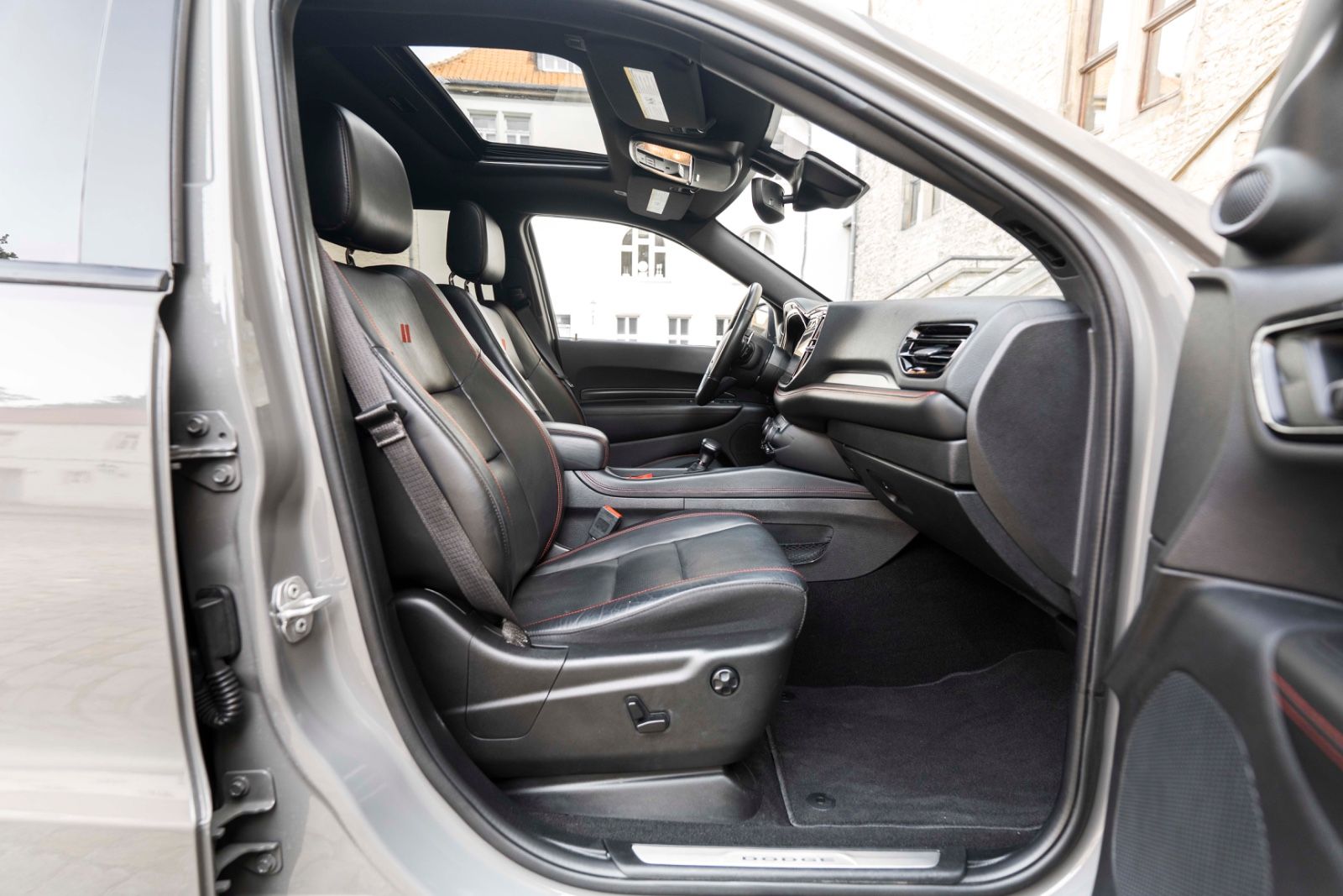 Fahrzeugabbildung Dodge Durango R/T 5,7L AWD SRT Paket LPG ACC LED KAM