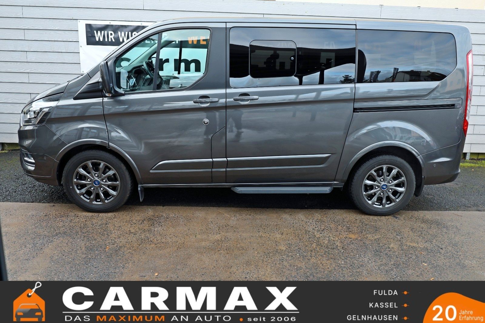 Fahrzeugabbildung Ford Transit Custom Titanium X Leder,Navi,ACC,8 Sitze