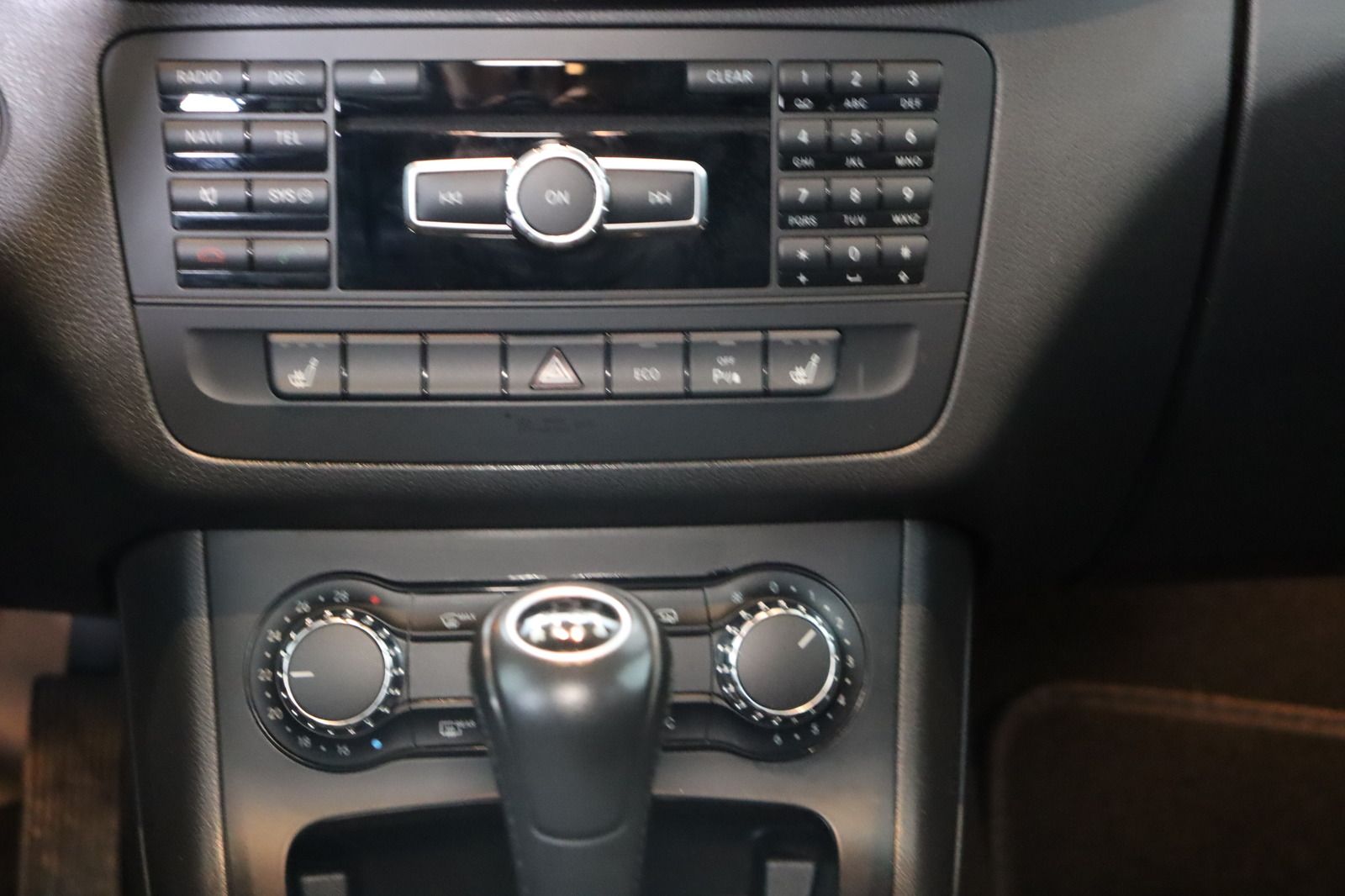 Fahrzeugabbildung Mercedes-Benz B 200 BlueEFFICIENCY * Bi-Xenon * Sitzhzg. * PDC