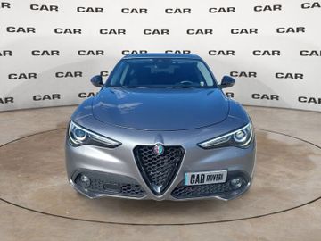 Alfa-Romeo Stelvio - 2