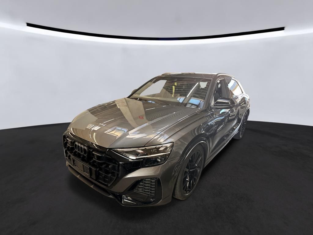 Image of Audi Q8
