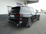 BMW X7 xDrive 40 d M Sport Pro Panorama Head-Up AHK - gebrauchte BMW X7 aus dem Jahr 2024