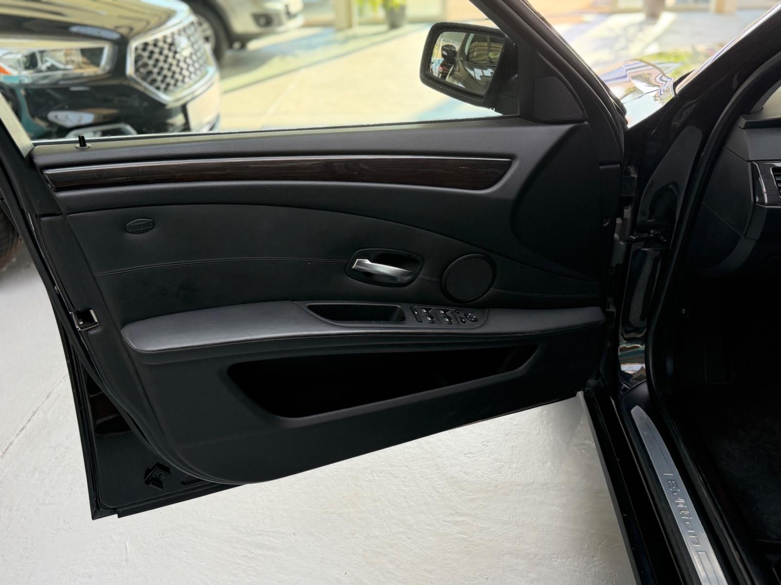 BMW *530 d xDrive*Edition*Exclusive*PANO*LEDER*AHK*