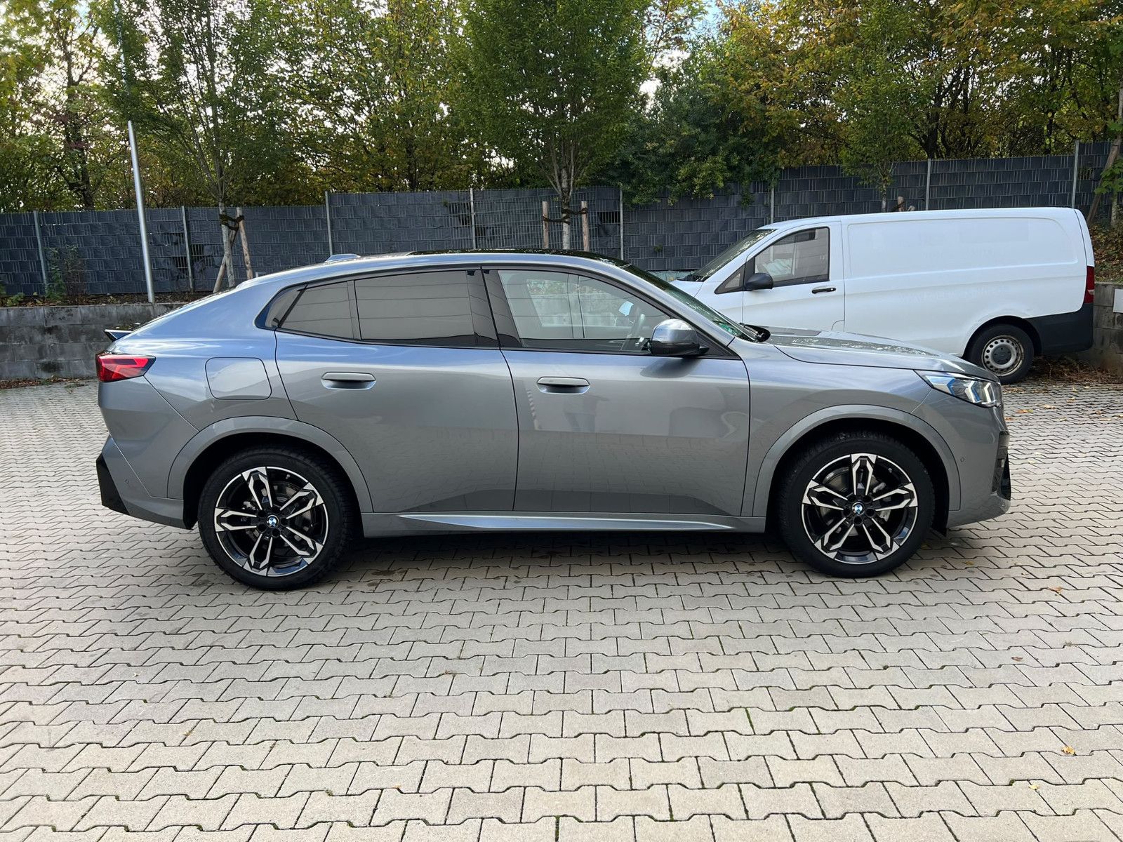 BMW X2 sDrive18d M Sport/Panoramadach/Head Up imagem 2