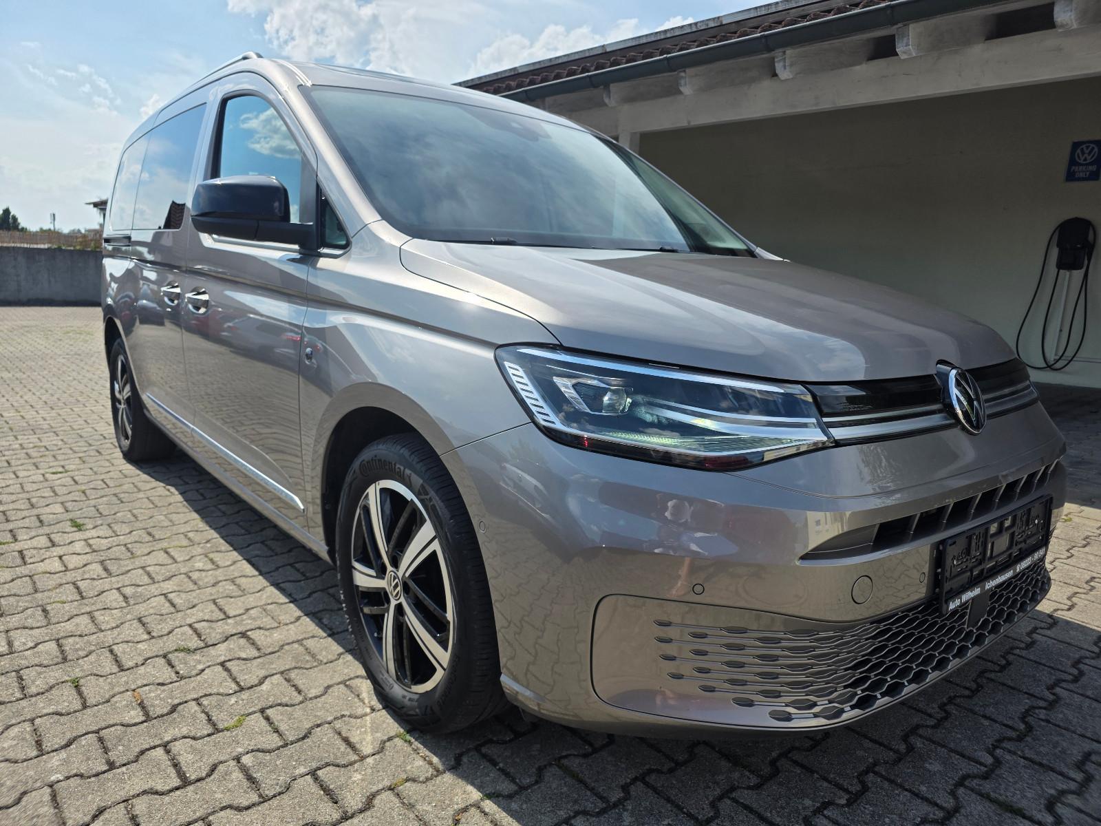 Volkswagen Caddy Maxi Style AHK ACC Kamera Side LED 7 Sitze