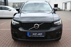 Fahrzeugabbildung Volvo XC40 B4 DKG Plus Dark*RFK*H&K*FSHZG*LED*Google