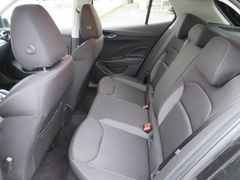 SKODA Fabia 1.0 TSI Tour LED Navi PDC Rfk Business 16' SKODA Fabia 1.0 TSI Tour LED Navi PDC Rfk Business 16'