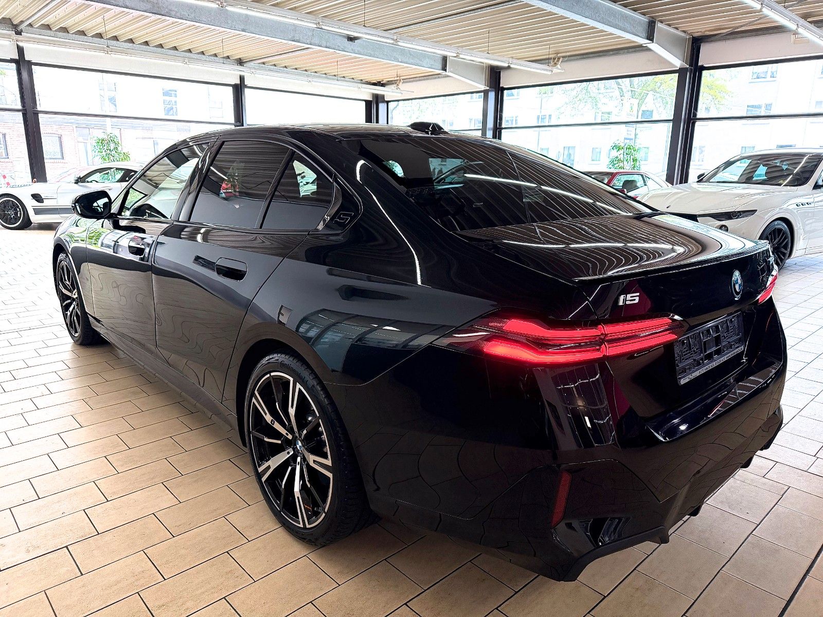 BMW i5 40 xDrive M SPORT *VOLLAUSST+20'M+NP. 99.750€ foto 8