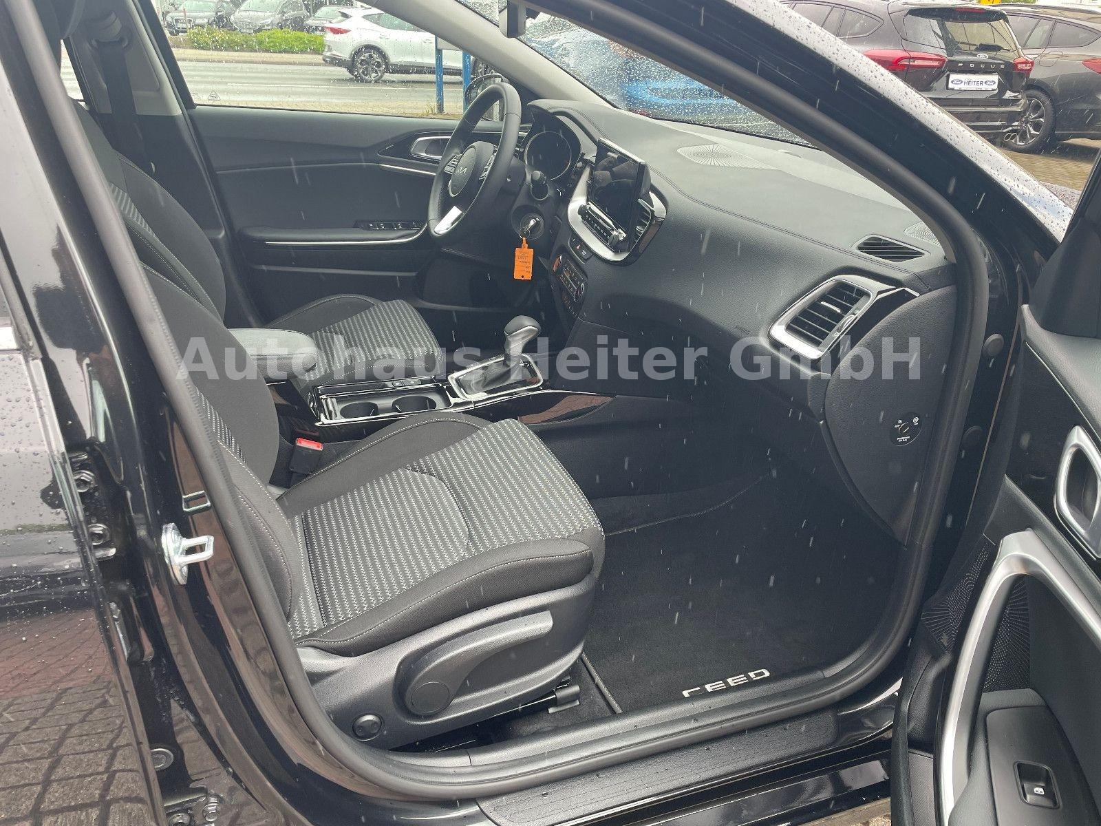 Kia Ceed SW 1.5 Spirit / 7.Gang+Kamera+JBL, миниатюра 11