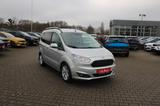 Ford Tourneo Courier Titanium - Ford Tourneo Courier mit Anhängerkupplung