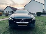 Volvo V60 Cross Country B4 D AWD Geartronic - Volvo V60 Cross Country von privat