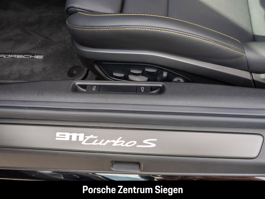 Porsche 992 (911) Turbo S