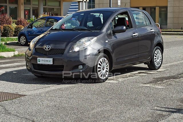 Toyota TOYOTA Yaris 1.0 5 porte Sol