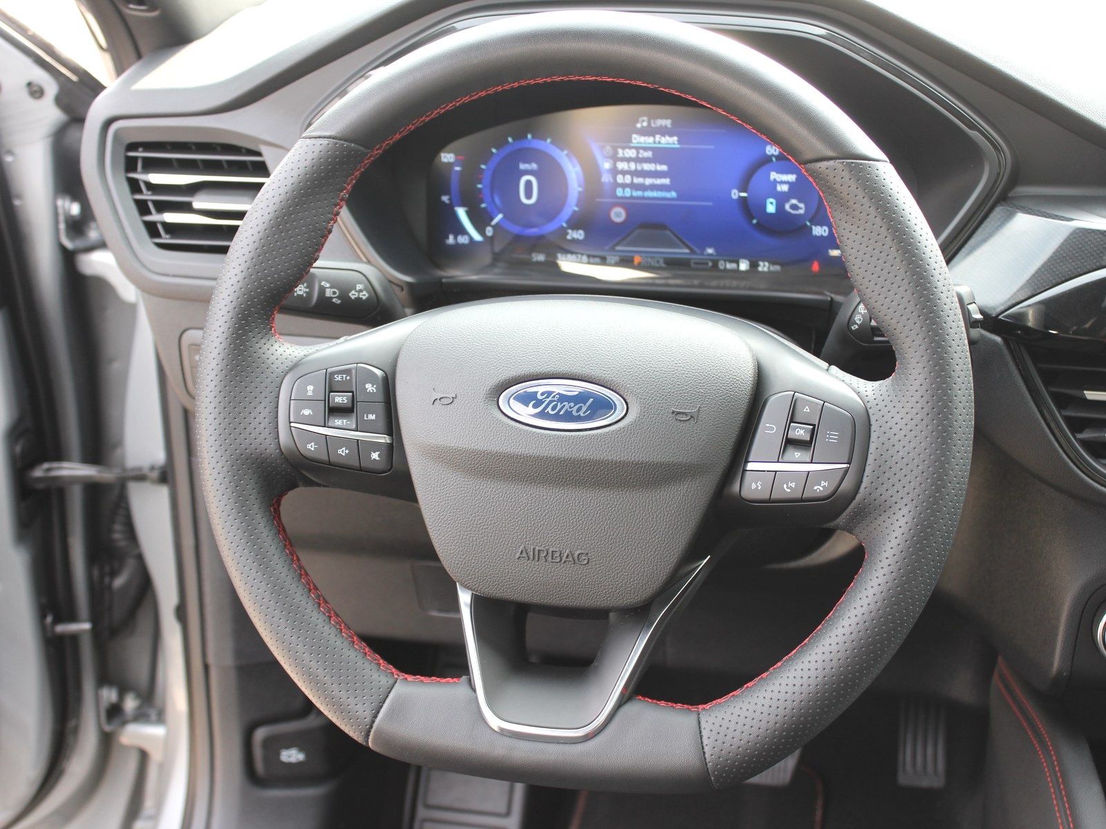 Fahrzeugabbildung Ford Kuga Plug-In Hybrid ST-Line 2,5 Duratec