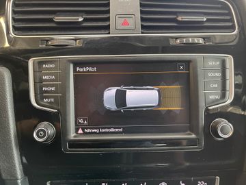 MYAUTOCENTER – Gebraucht- und Jahreswagen mit Werkstattservice in Pfaffenhofen Volkswagen Golf VII Variant Highline BMT *1. Hand*Massage*