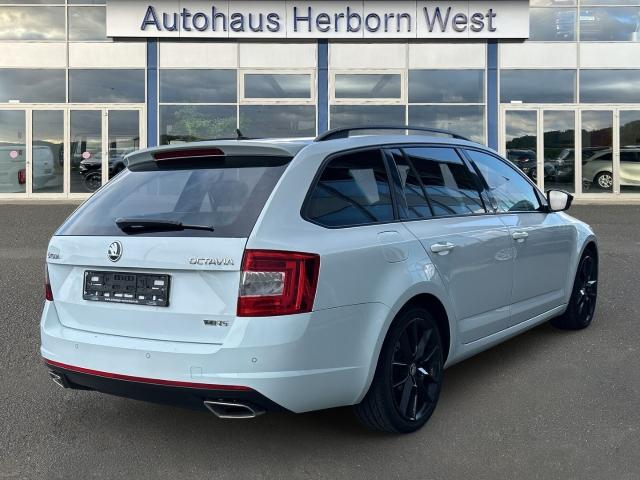 Skoda Octavia 2.0 TDI RS AHK Zahnriemen neu! Green Tec