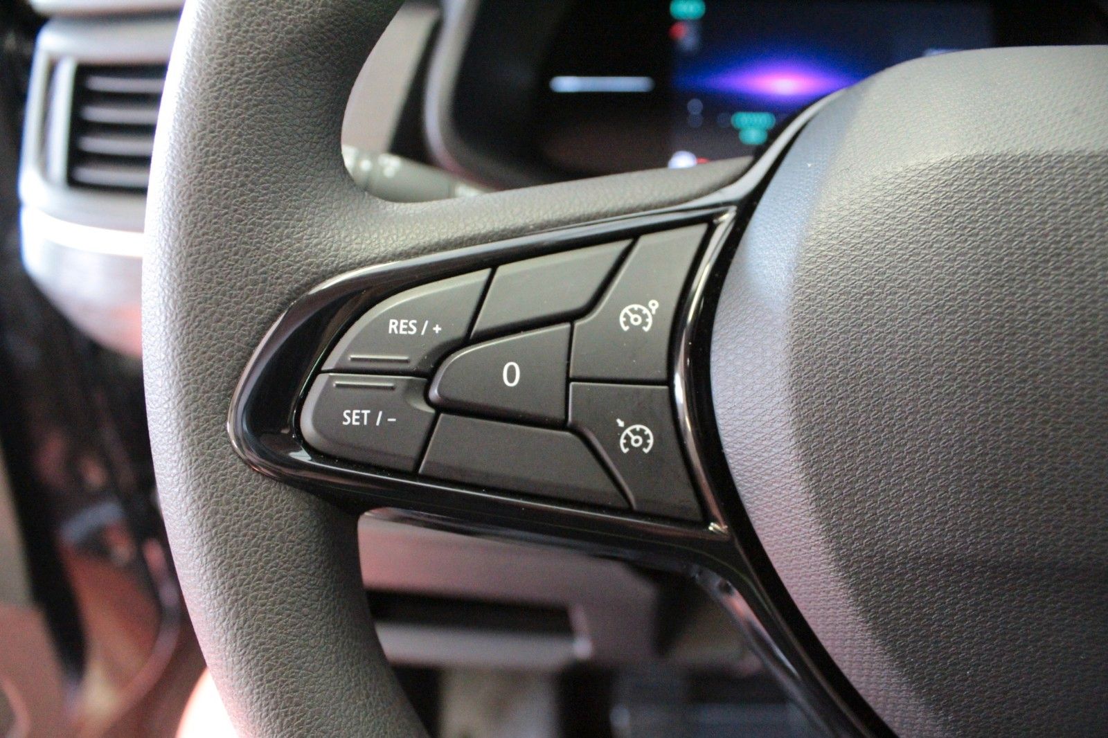 Fahrzeugabbildung Renault Trafic Dci 150 Grdt Evolution *Navi*Klima*