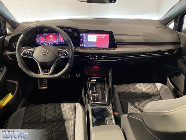 Golf VIII Variant 1.5 TSI DSG R-Line NAVI KLIMA