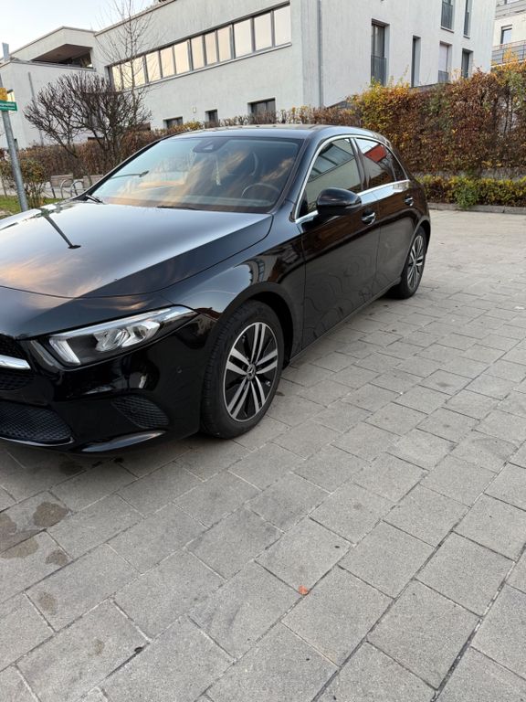 Image of Mercedes-Benz A 180