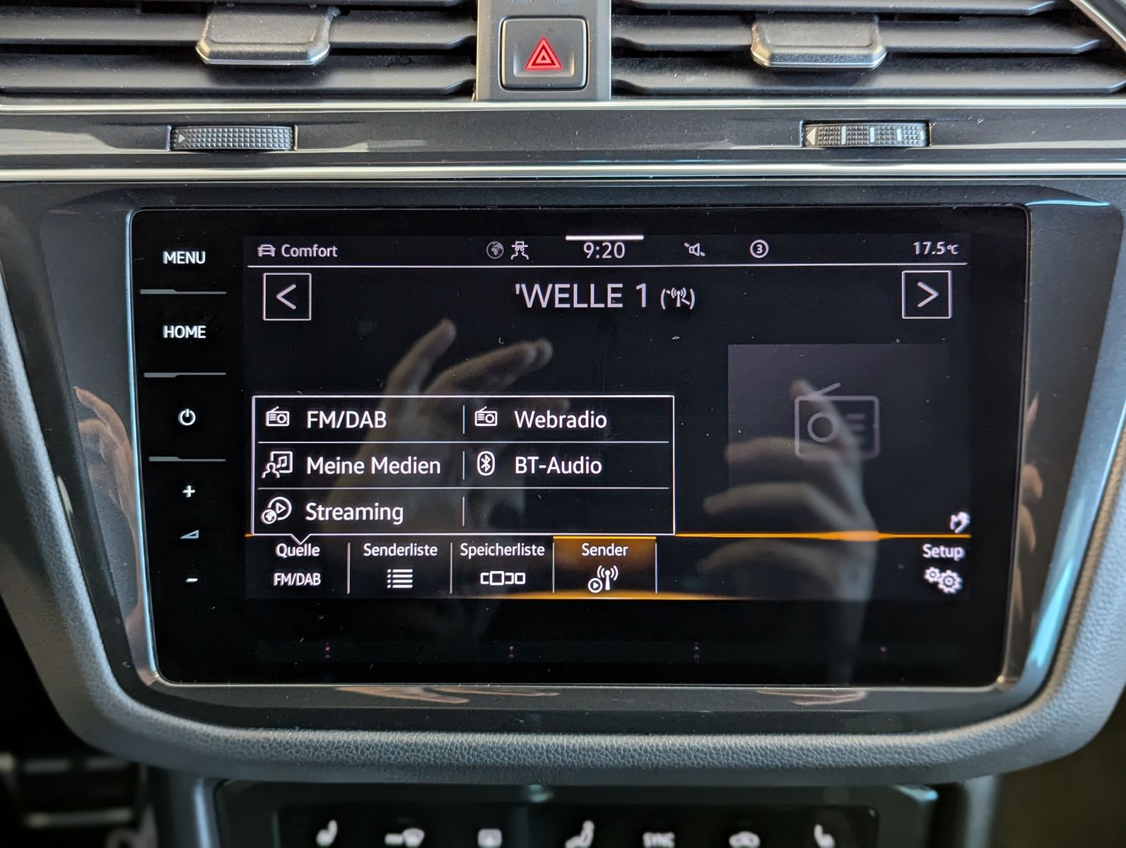 VW Tiguan R-Line eHybrid Matrix Kamera DCC ACC 20" - Image 27