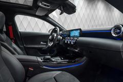 CLA 45 AMG S BURMESTER PANORAMIC MEMORY AEROPACK