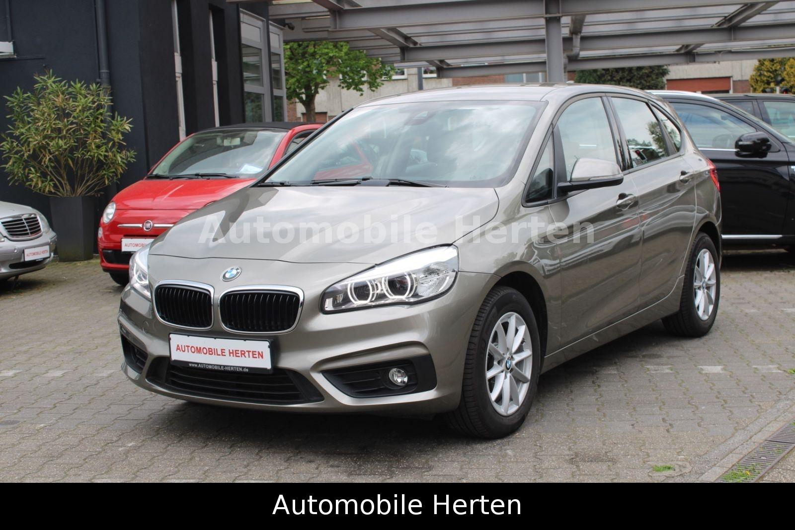 BMW 218 Active Tourer*NAVI*TEMPOMAT*1HAND*TOP!