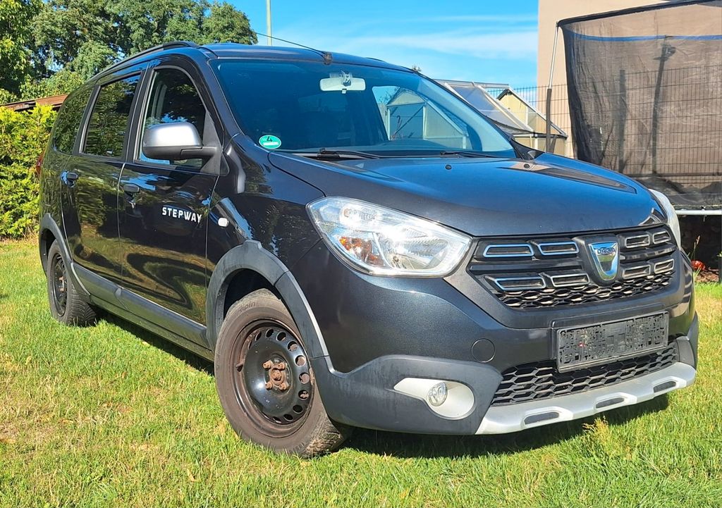 Image of Dacia Lodgy