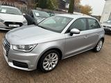 Audi A1 Sportback basis - Audi A1: Silber