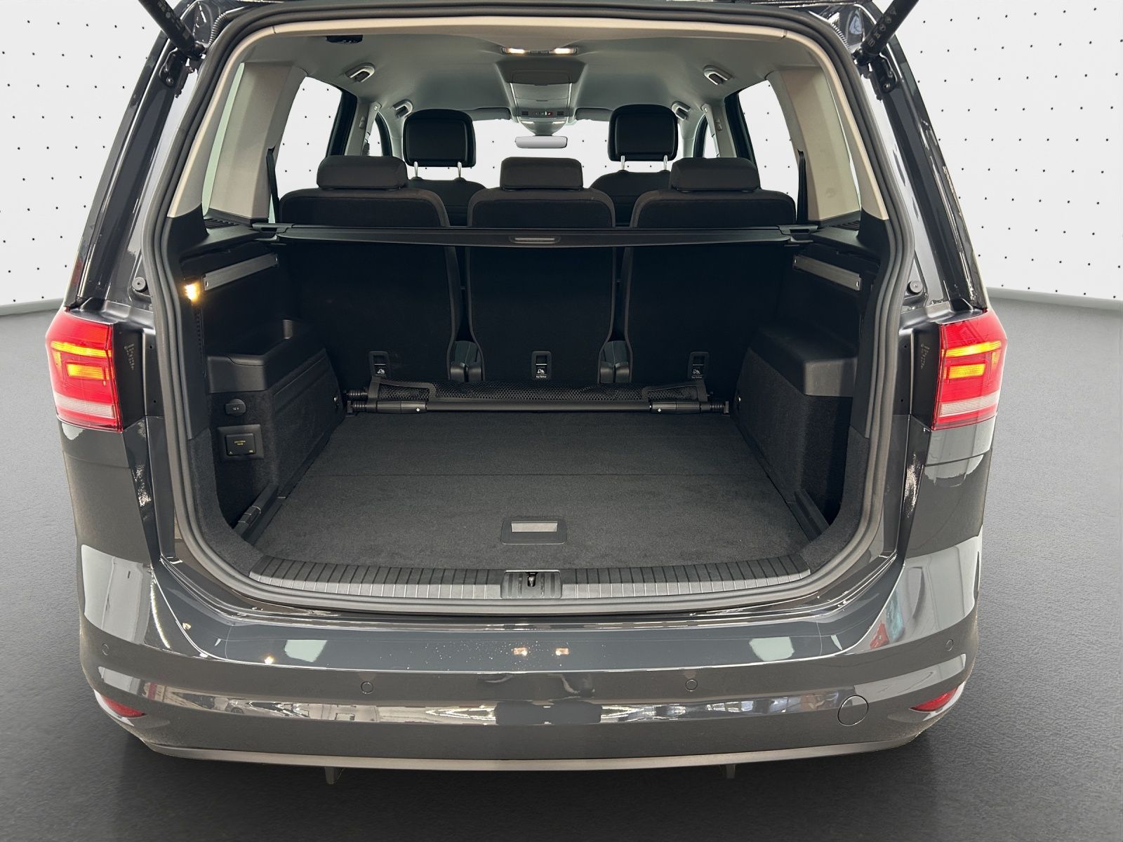 Volkswagen Touran - Bild 13
