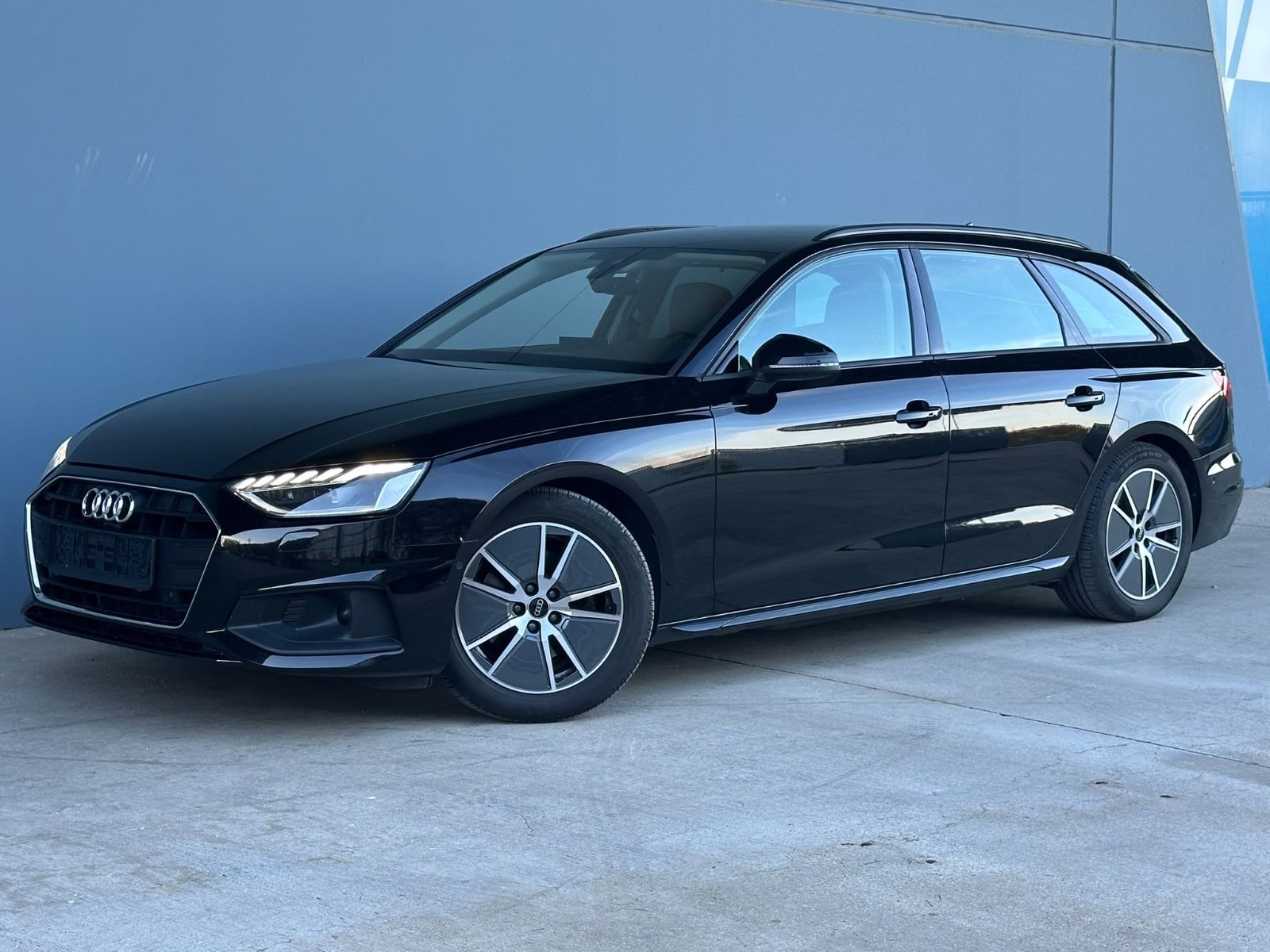 Audi A4 Avant 35 TDI Virtual Matrix Leder 360 Kanera