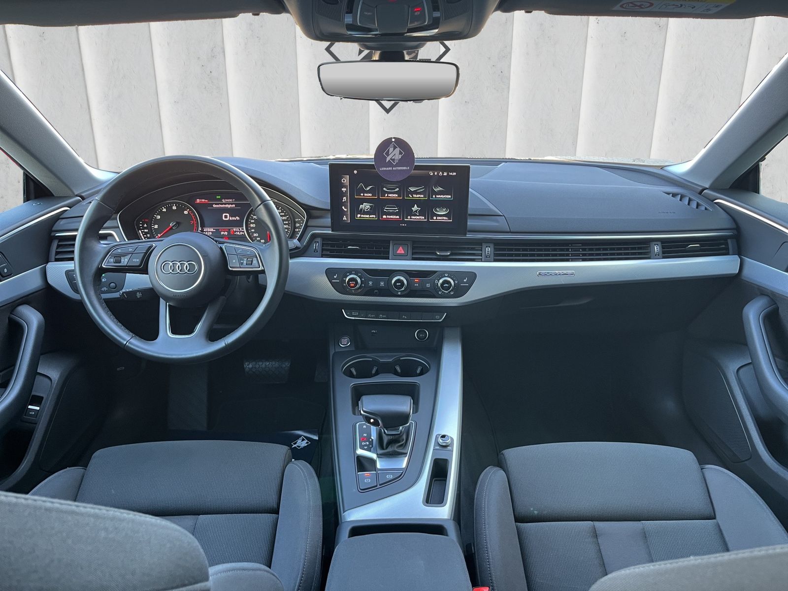 Fahrzeugabbildung Audi A5 **45 TFSI QUATTRO*SHZ*KAMERA**