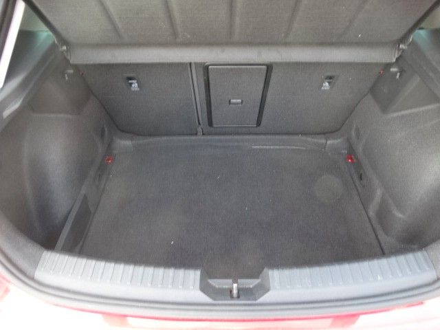 SEAT Leon Leon FR 1.0 TSI – Bild 16 von 18