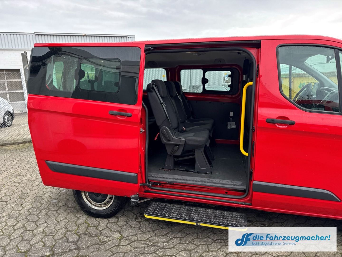 Fahrzeugabbildung Ford Transit Custom Tourneo 300 L1 *1499*EXPORT