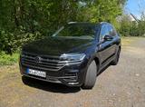 Volkswagen Touareg 3.0 V6 TDI 210kW 4MOT Tiptr. R-Line ... - VW Touareg in Mainz