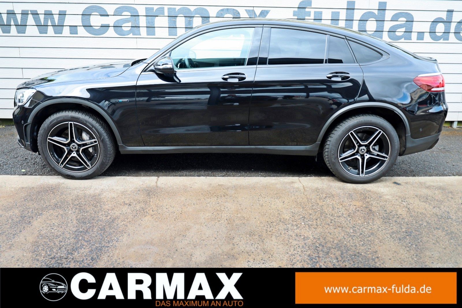 Fahrzeugabbildung Mercedes-Benz GLC 300e 4M Coupe AMG Leder,Navi,LED,Kamera,SH