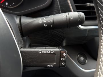 Nissan Primastar Kombi Tekna L1H1 °LED°Navi°AHK°SHZ°RFK