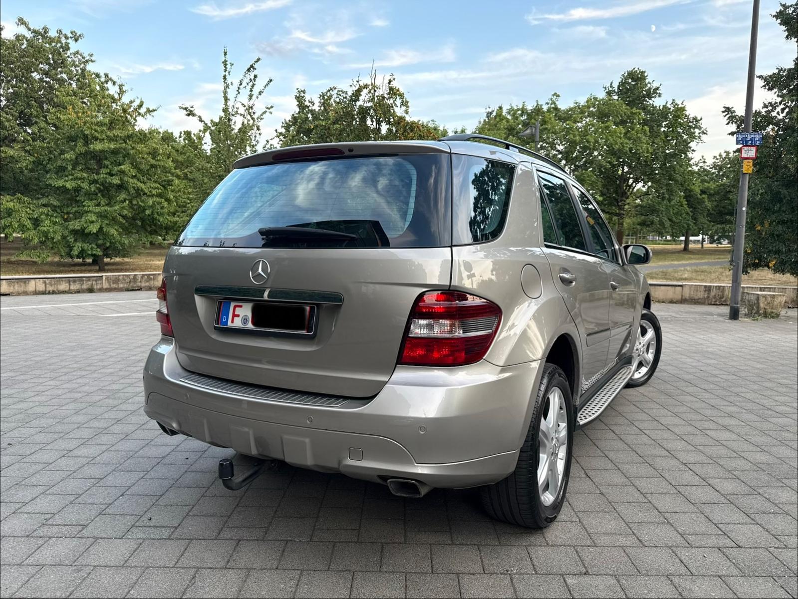 Mercedes-Benz ML 320 CDI 4Matic AMG Sportpaket/S.Belüftung/AHK