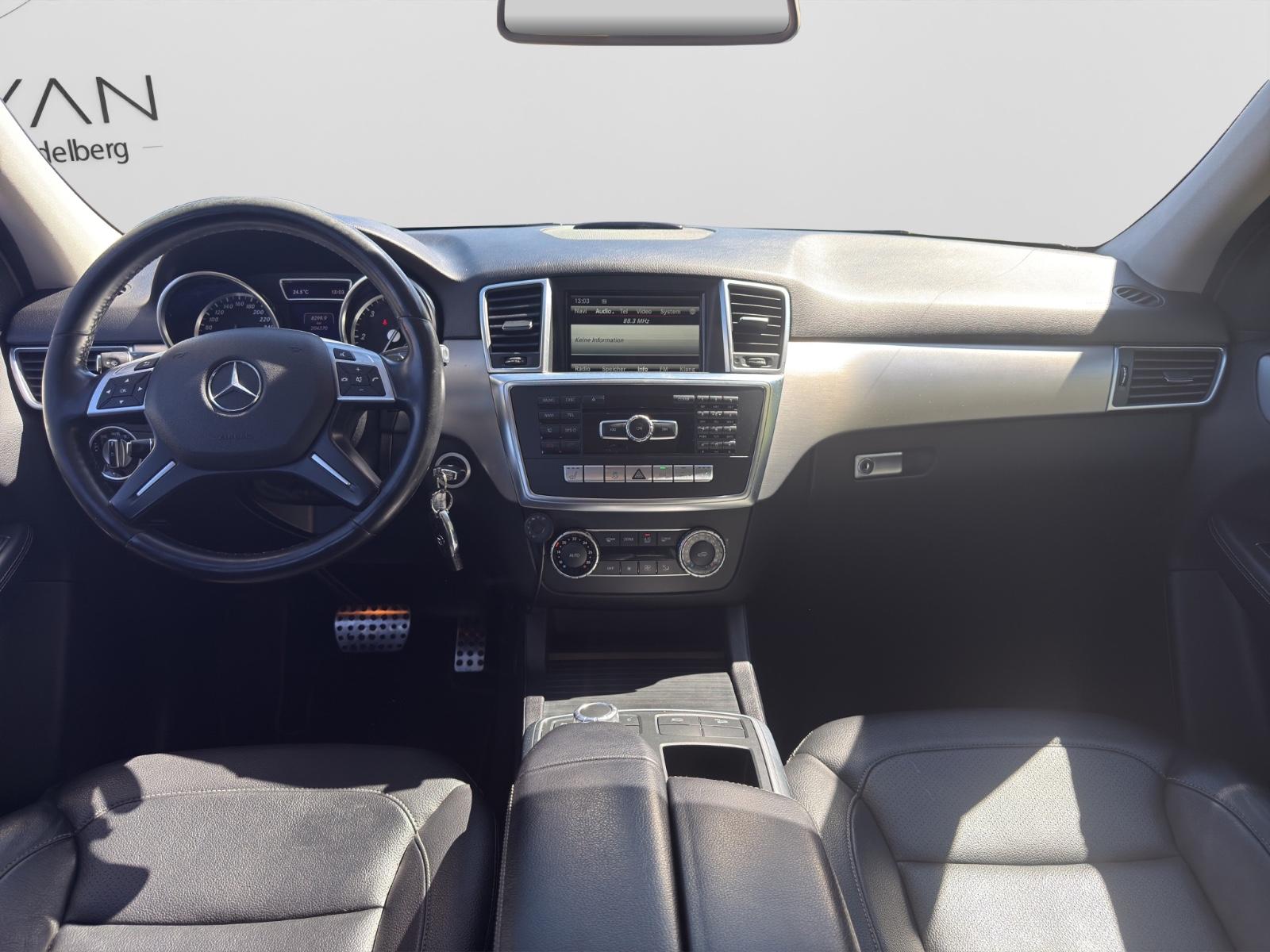 MERCEDES-BENZ ML 350 CDI AMG PAKET / GPS / XENON / TEMP. | 258 ch | 4X4 | BVA | PACK SPORT | TOIT PANORAMIQUE | VOLANT EN CUIR