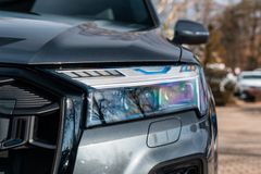 AUDI Q7 TDI / S LINE/ 22"/ ADVANCED/ PANO/ 7 SITZE AUDI Q7 TDI / S LINE/ 22"/ ADVANCED/ PANO/ 7 SITZE