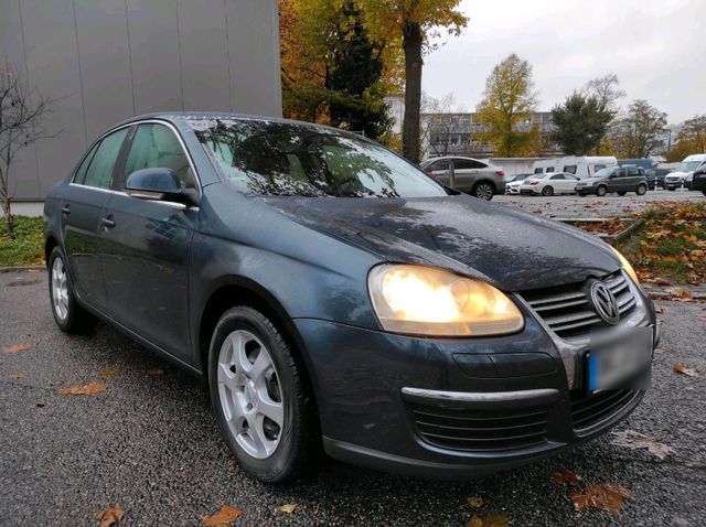 Volkswagen Verkaufe Volkswagen Jetta 2.0 Benziner