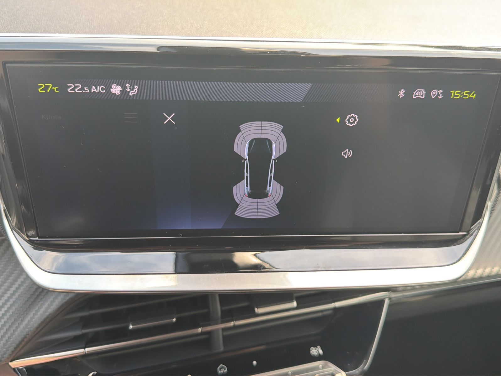 Fahrzeugabbildung Peugeot 208 Hybrid 110 Allure - Automatik