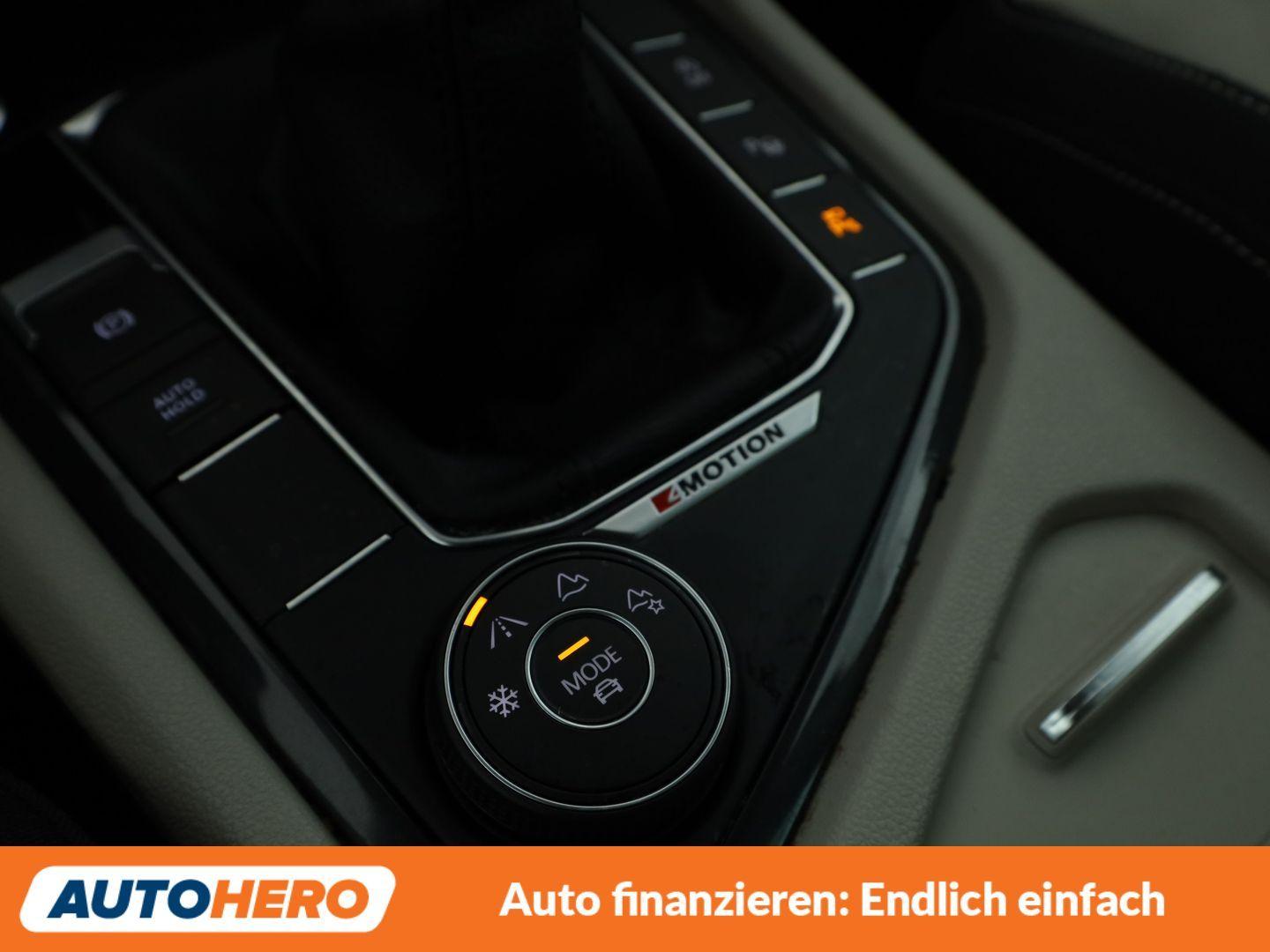 Volkswagen Tiguan 2.0 TSI Elegance 4Motion Aut.*NAVI*360*