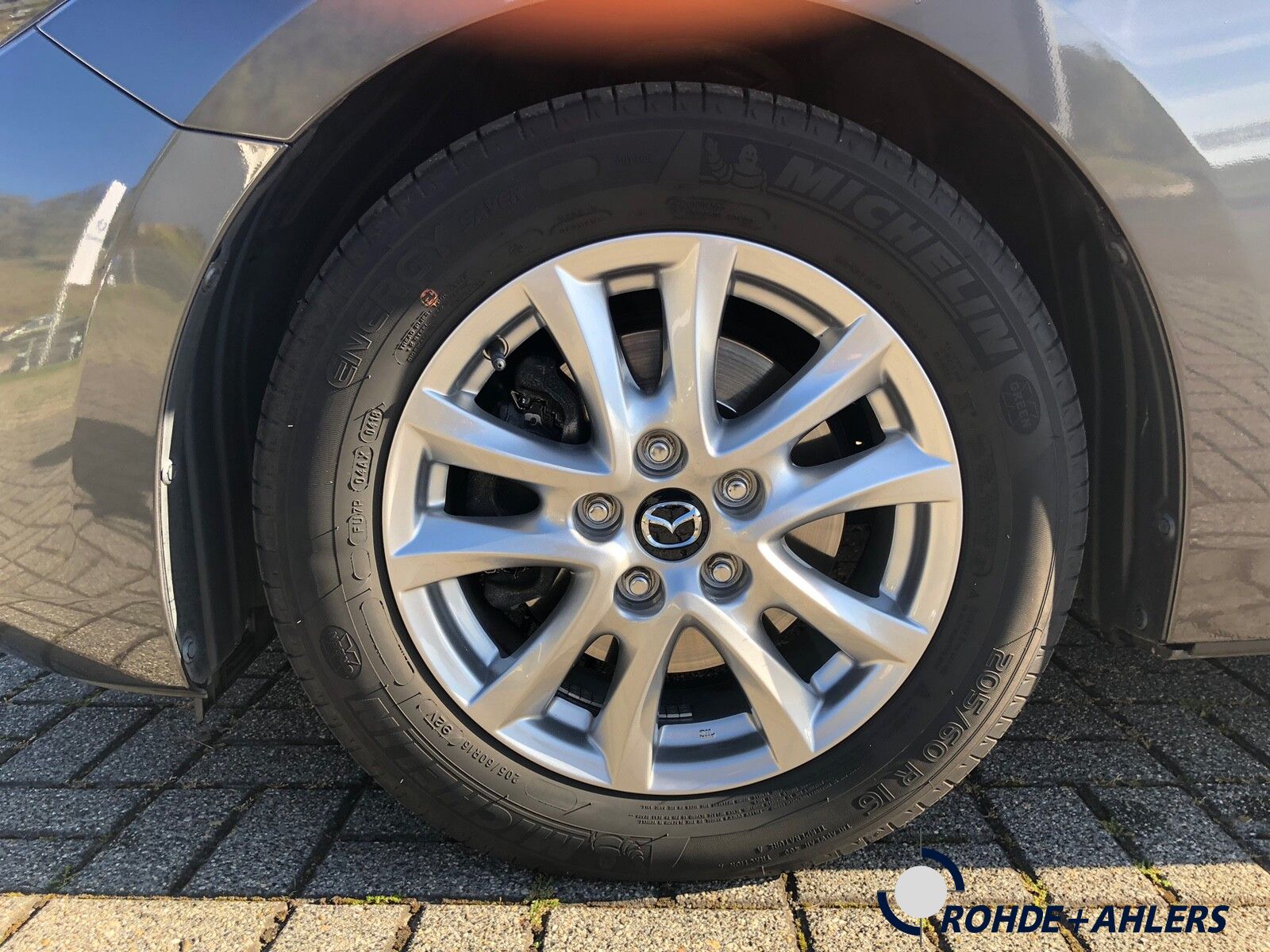 Fahrzeugabbildung Mazda 2.0 SKYACTIV-G 120 (BM) Exclusive-Line ACTIVESEN