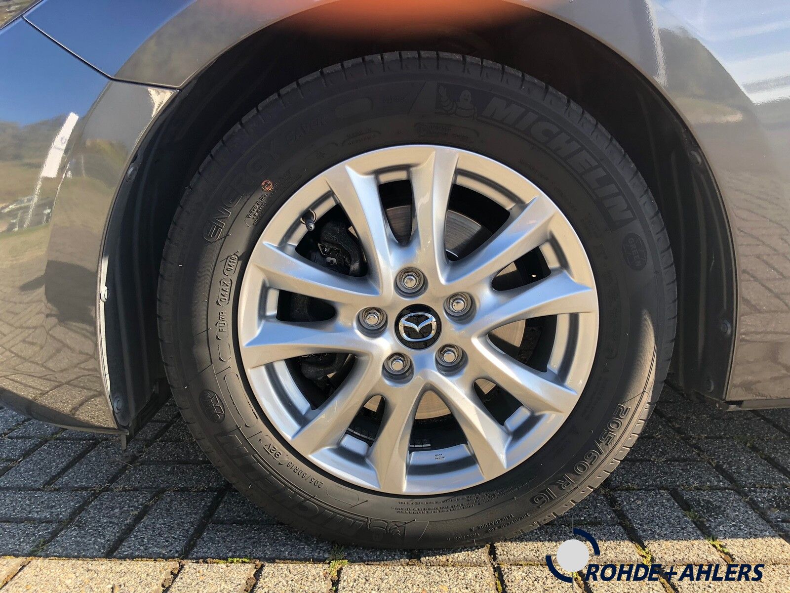 Fahrzeugabbildung Mazda 2.0 SKYACTIV-G 120 (BM) Exclusive-Line ACTIVE+++