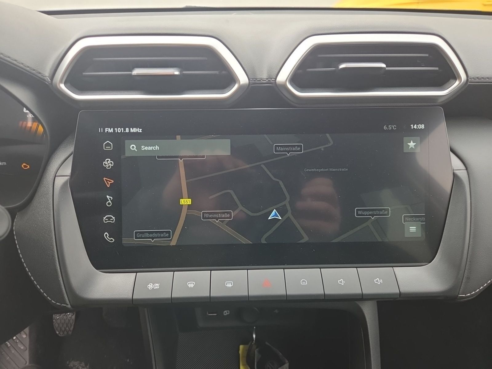 Fahrzeugabbildung MG ZS Comfort 1.5 Benziner  Schalter 116 PS *NAVI*S
