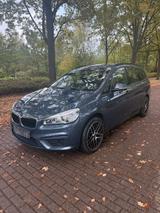 BMW 218 Gran Tourer 218i Advantage - BMW 2er Reihe in Duisburg